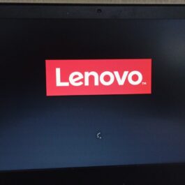 PC portatile Lenovo ThinkPad T470 14″ HD Intel Core i5-7300U RAM 8GB SSD 256GB tastiera Italiana