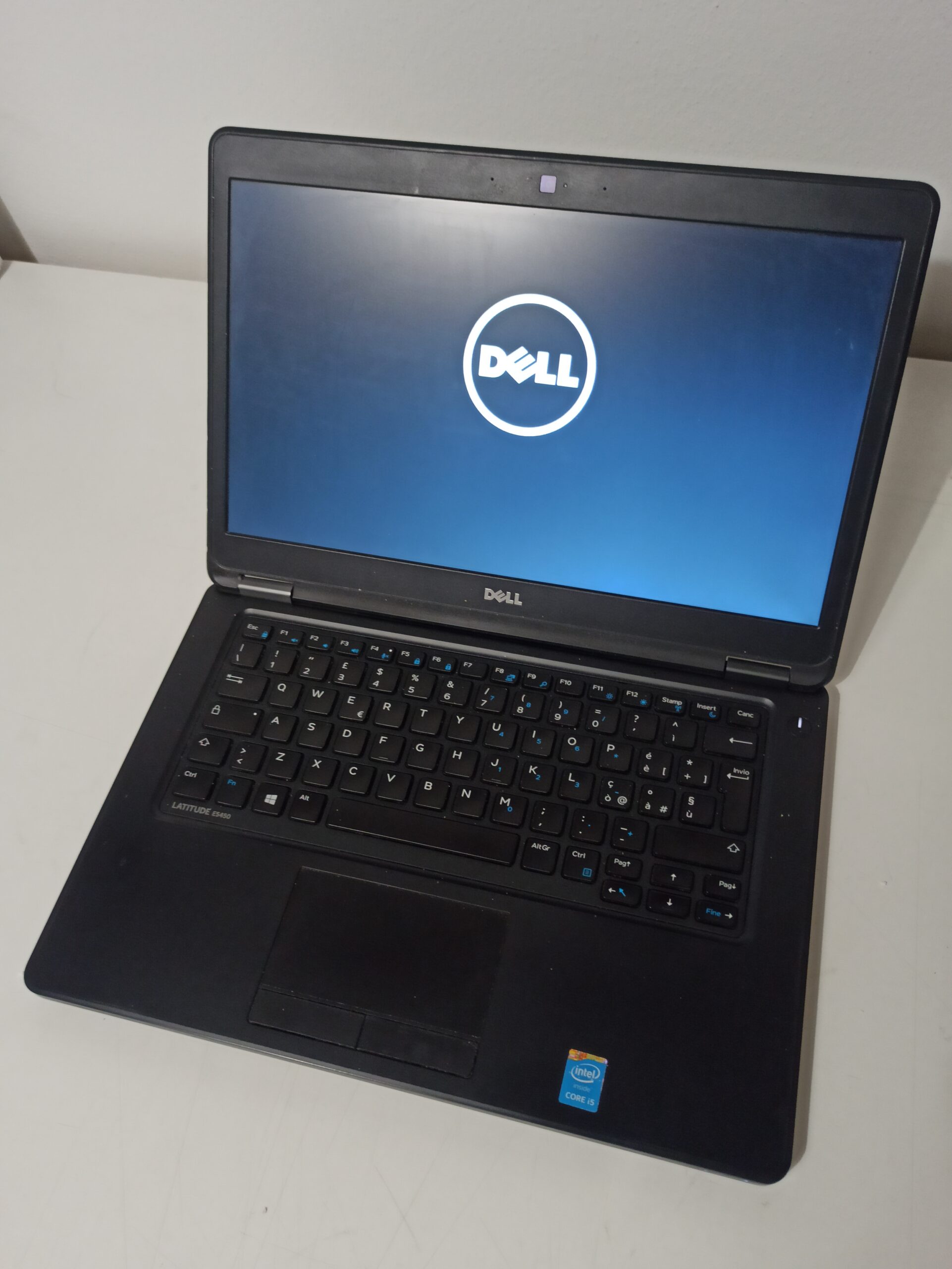 Dell latitude e5450 intel core i5 6200u ram 8gb ssd 128gb schermo 14" HD 1366x768