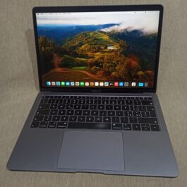 Apple MacBook Air Retina 13 pollici 2018 i5 1.6GHz Grigio Siderale ram 8gb 256gb ssd tastiera italiana