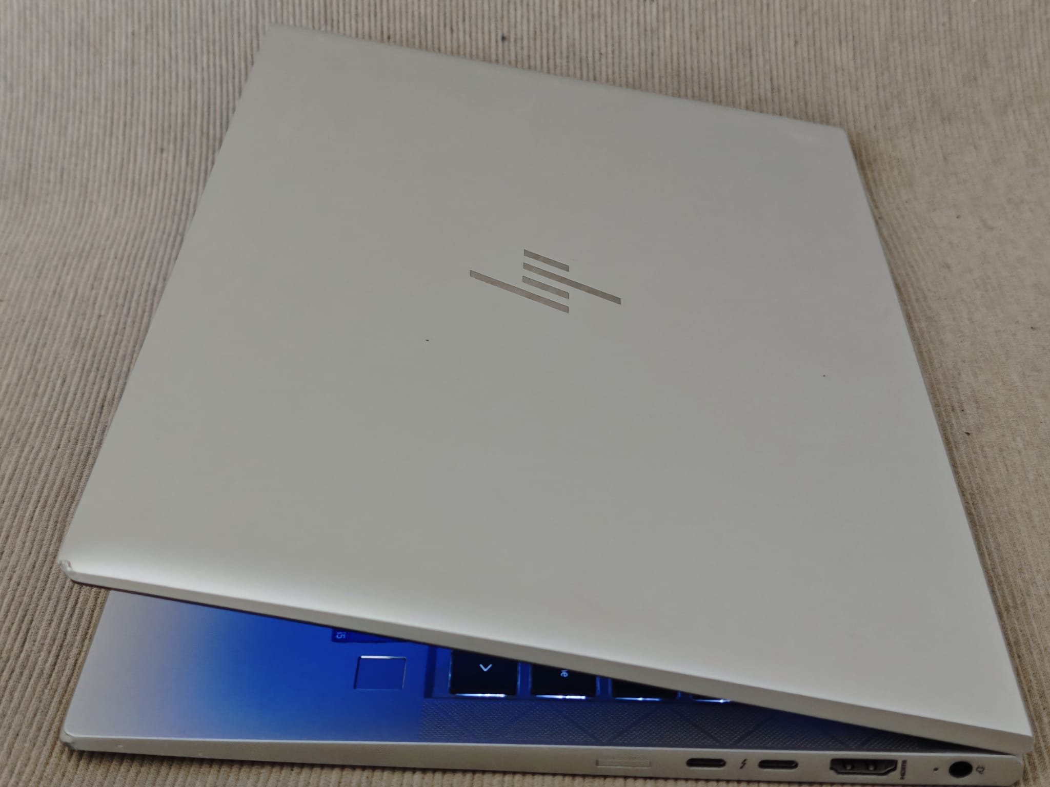 Computer portatile HP Elitebook 840 G8 Intel core i5 1135G7 Quad core 16Gb 256gb SSD 14 pollici Full HD tastiera italiana retroilluminata Grado B - immagine 5